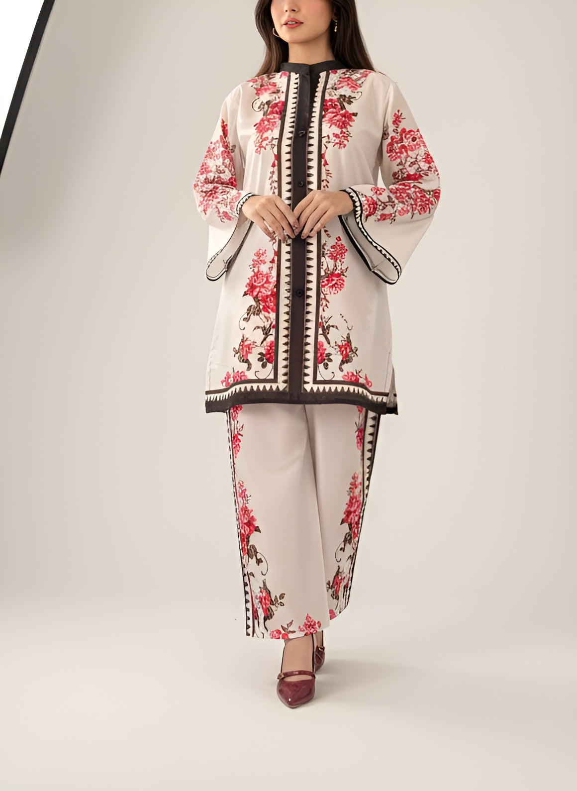 Effortless Elegance: Day to Evening Style