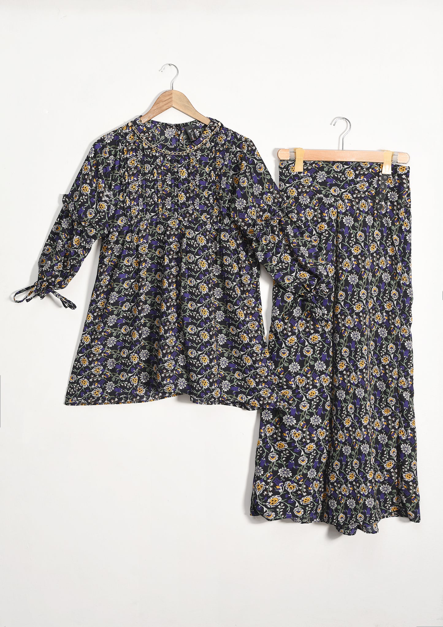 Printed shirt and trouser