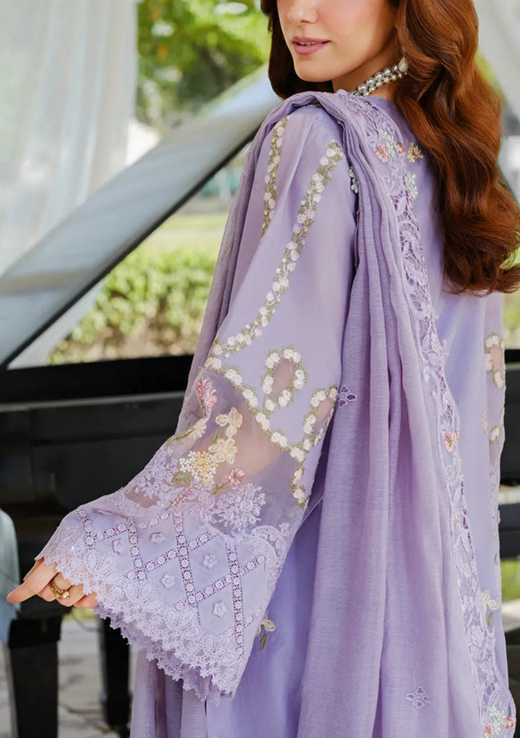3 Piece - Unstitched Fully Embroidered Lawn
Suit D-1023