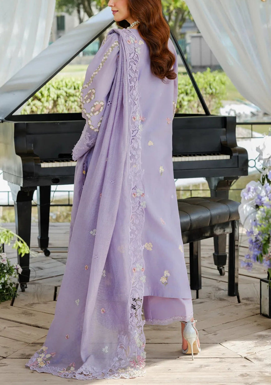 3 Piece - Unstitched Fully Embroidered Lawn
Suit D-1023